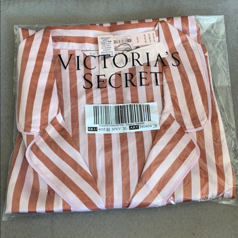 NWT Victoria's Secret Afterhours Satin Sleep Top - Picture 2 of 4